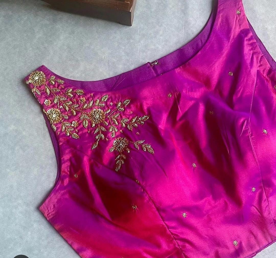 Modern High-Necked Craft Blouse