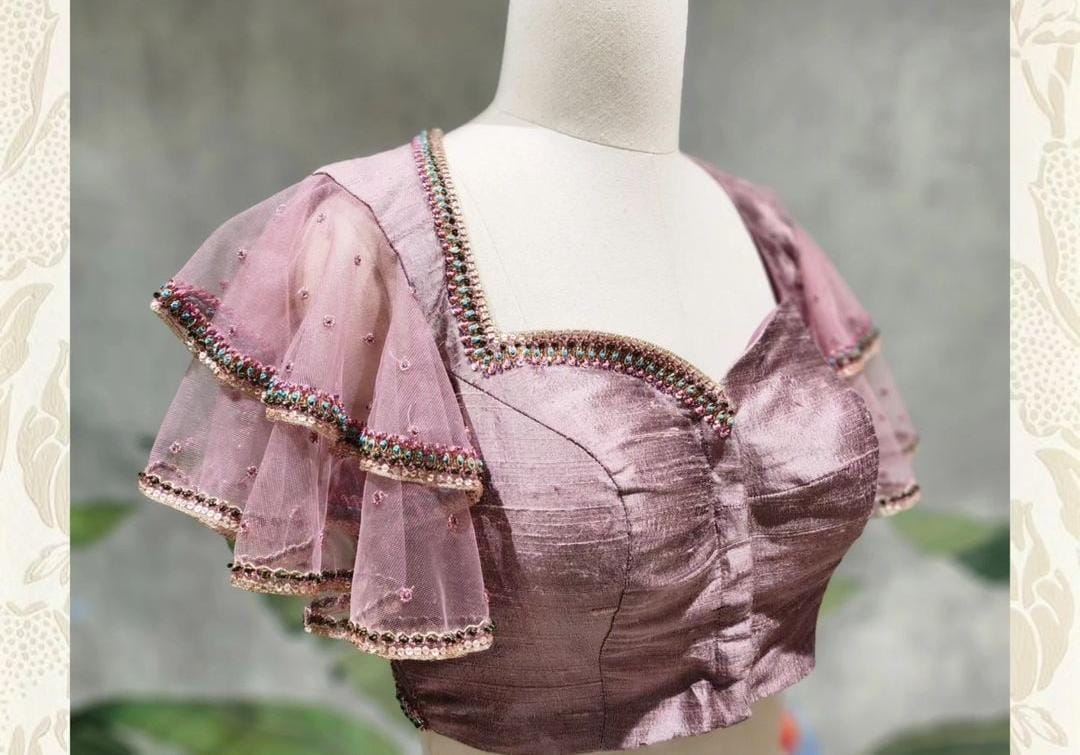 Blushing Onion Ruffle Charm