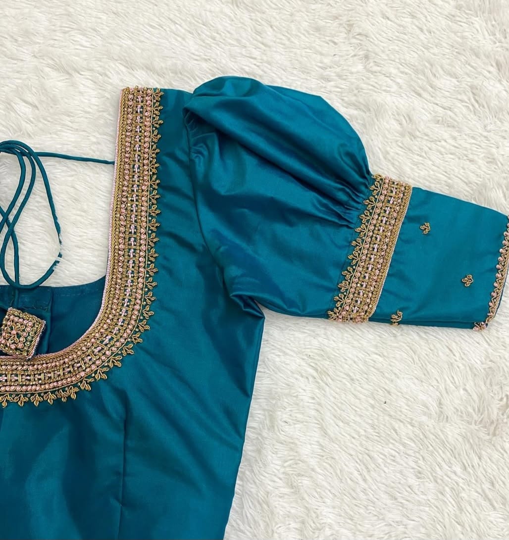 Sky Elegance – Puff Sleeves Blouse in Blue Hue