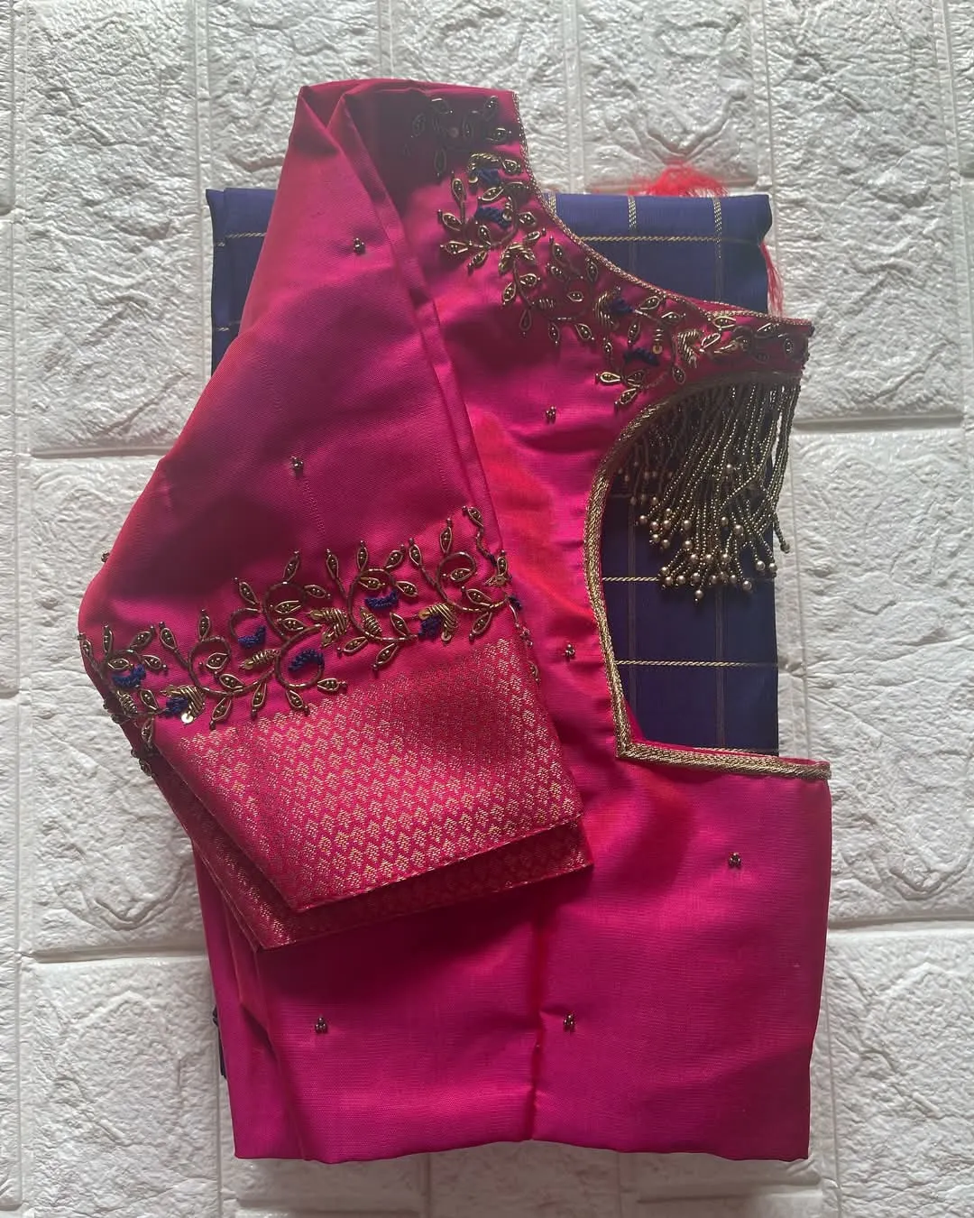 Elegant Majenta Pink Maggam Work Blouse with Boat Neck for Festive Looks