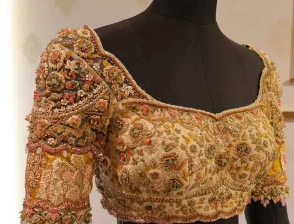 Golden Aura – 3D Bridal Grandeur