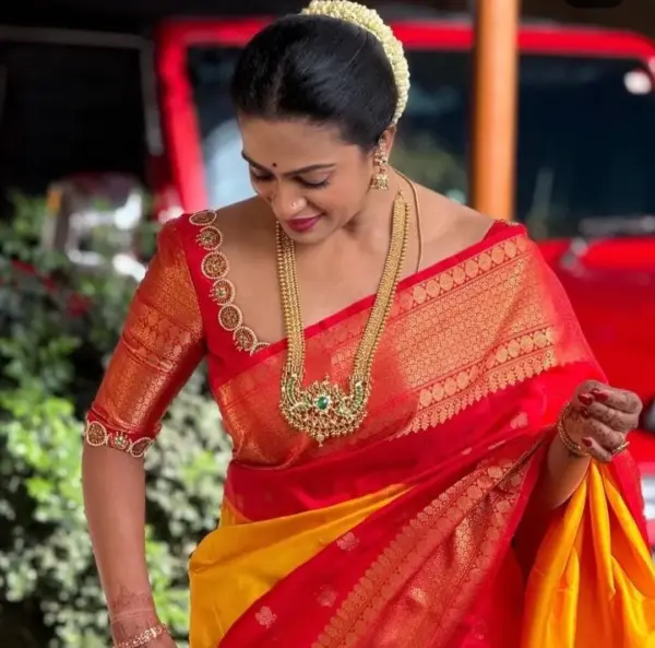 Luxury Red Kundan Embroidery Blouse