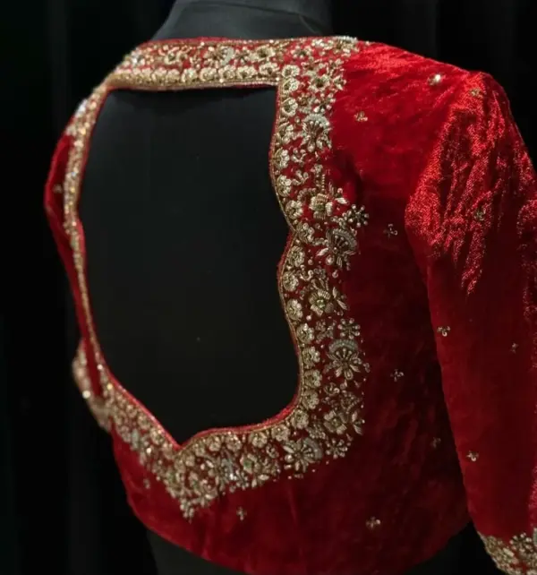 Luxurious Velvet Maggam Work Blouse – Trending Statement Piece!