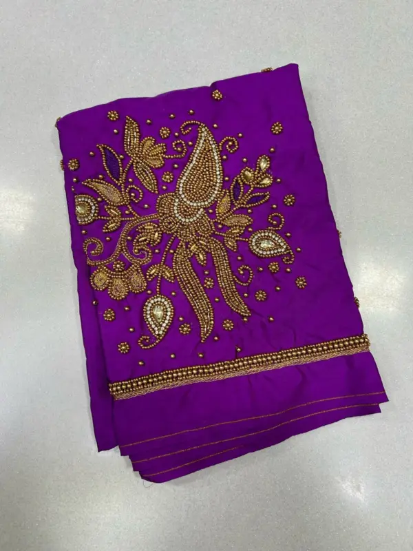 Masterpiece in Minimal – Designer Aariwork Blouse Now on Exclusive Offer!