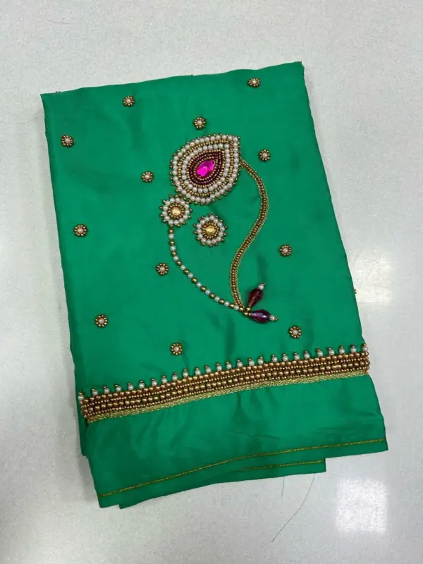 Timeless Beauty – Elegant Nath Collections at Unbeatable Prices