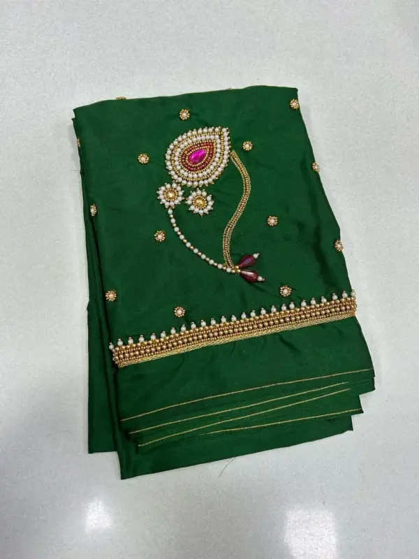 Timeless Beauty – Elegant Nath Collections at Unbeatable Prices