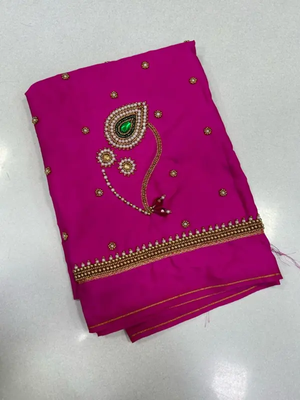 Timeless Beauty – Elegant Nath Collections at Unbeatable Prices