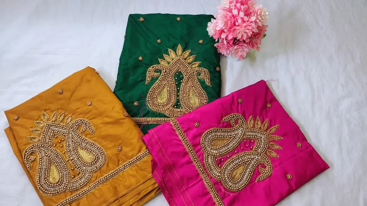 Vibrant Beauty – Limited-Time Offer on Mango Buti Blouse Design 4