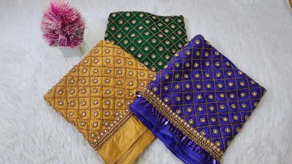 Chic Checks Aari Work Blouse – Trending Design at Unmissable Offer