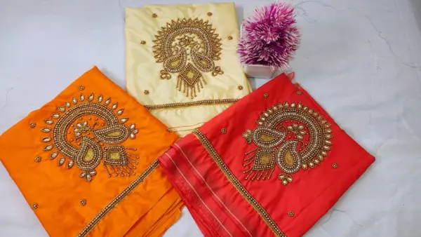 Graceful Moon Buti Aariwork Blouse – Elegant Beauty on Offer