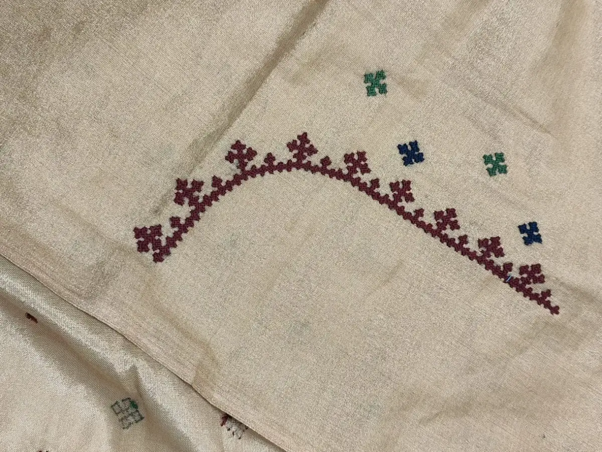 Handcrafted Gold Kutch Work Blouse – Traditional Elegance with Premium Detailing 3