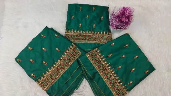 Majestic Purple Kundan Border Aari Work Blouse – Limited Time Offer!