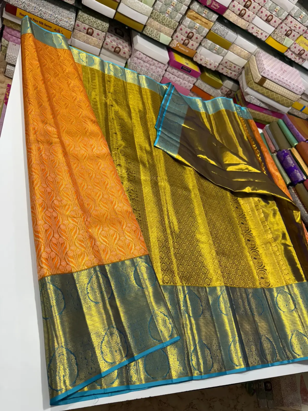 Golden Glow Pure Tissue Bridal Saree with Handloom Excellence 6