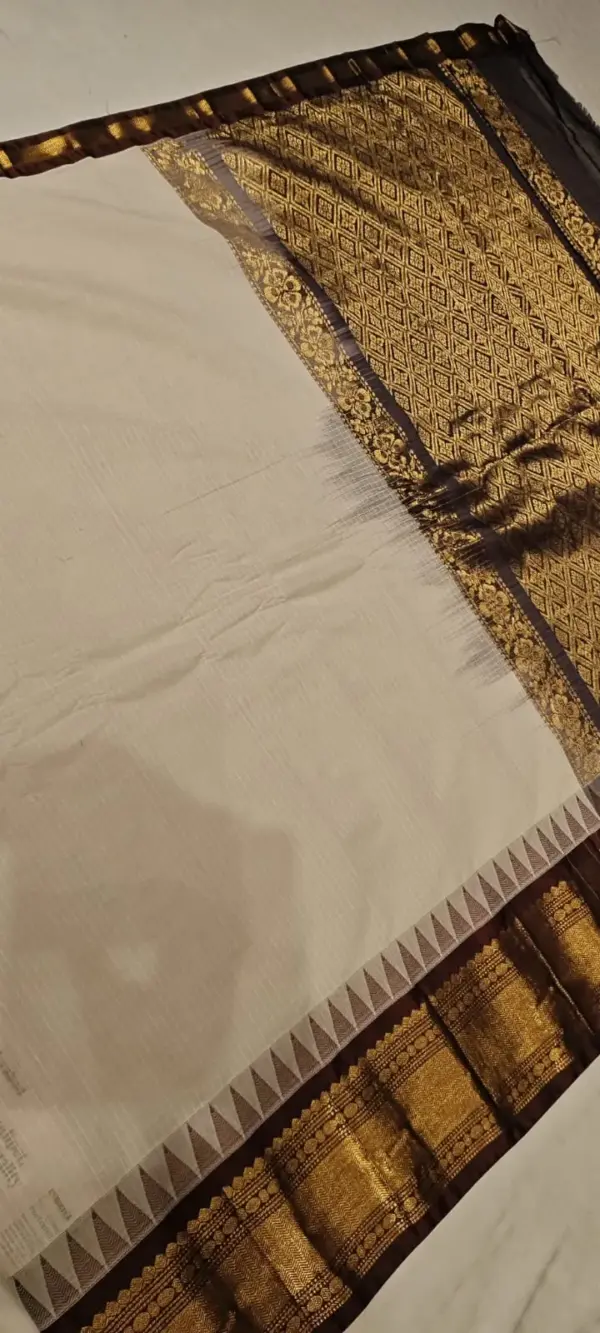 Premium Gadwal Cotton Saree with Temple Kuthu Interlock Weaving Pure Silk & Jari Elegance