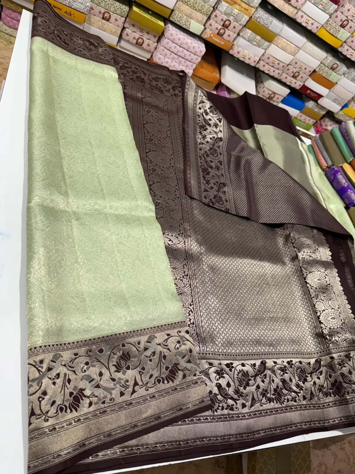 Pure Handloom Pattu Silk Saree Pastel Green Beauty with Traditional Paithani Border