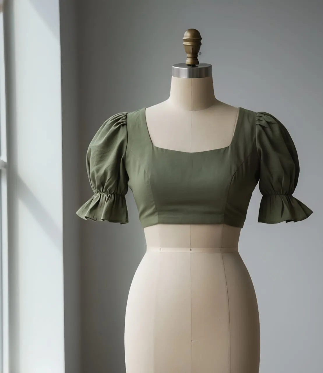 Luxury Look Budget Price Ready-to-Wear Fancy Blouses in Custom Sizes