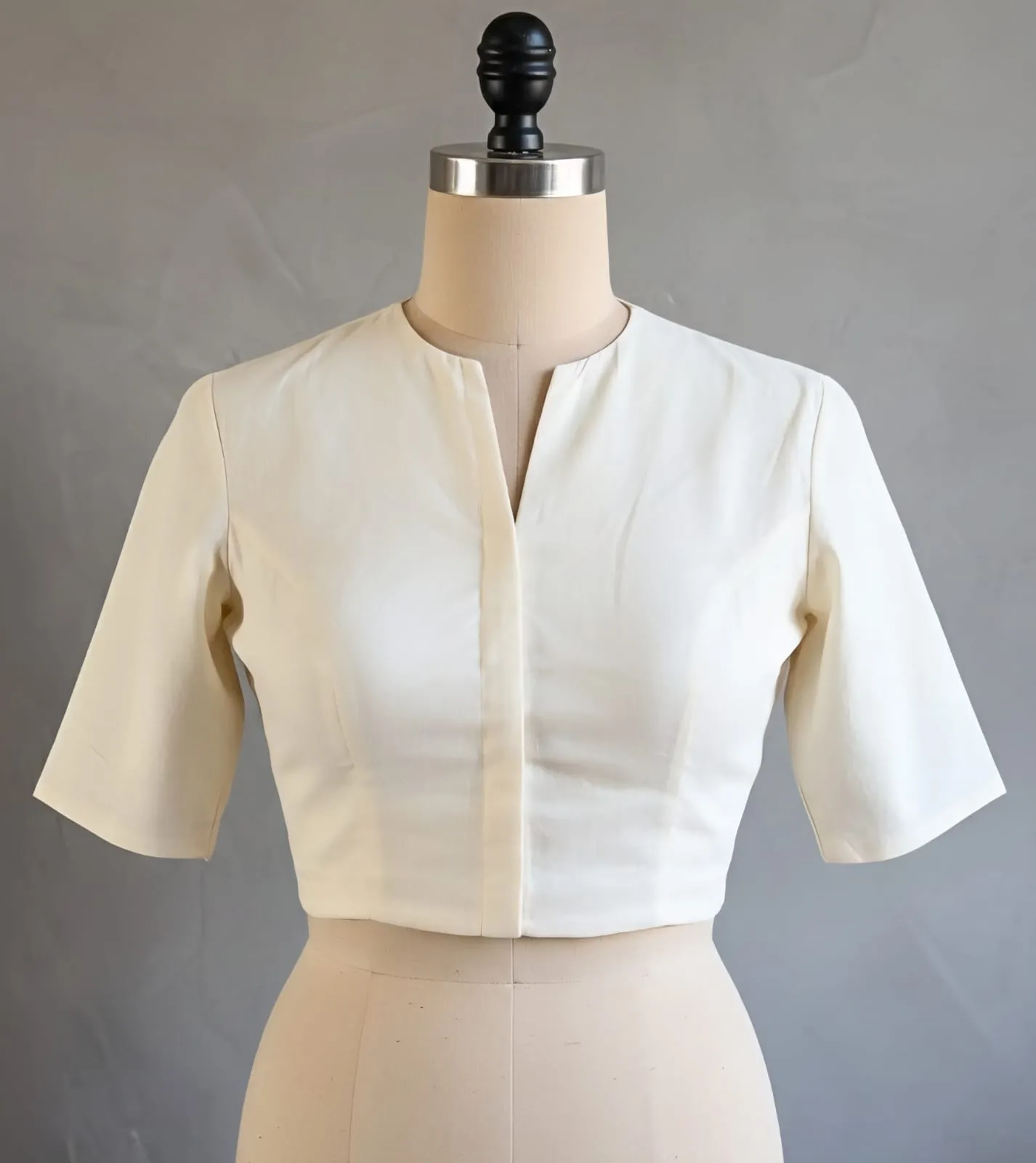 Elegant White Prince Cut Designer Blouse  Trending Daily Wear Style 2025