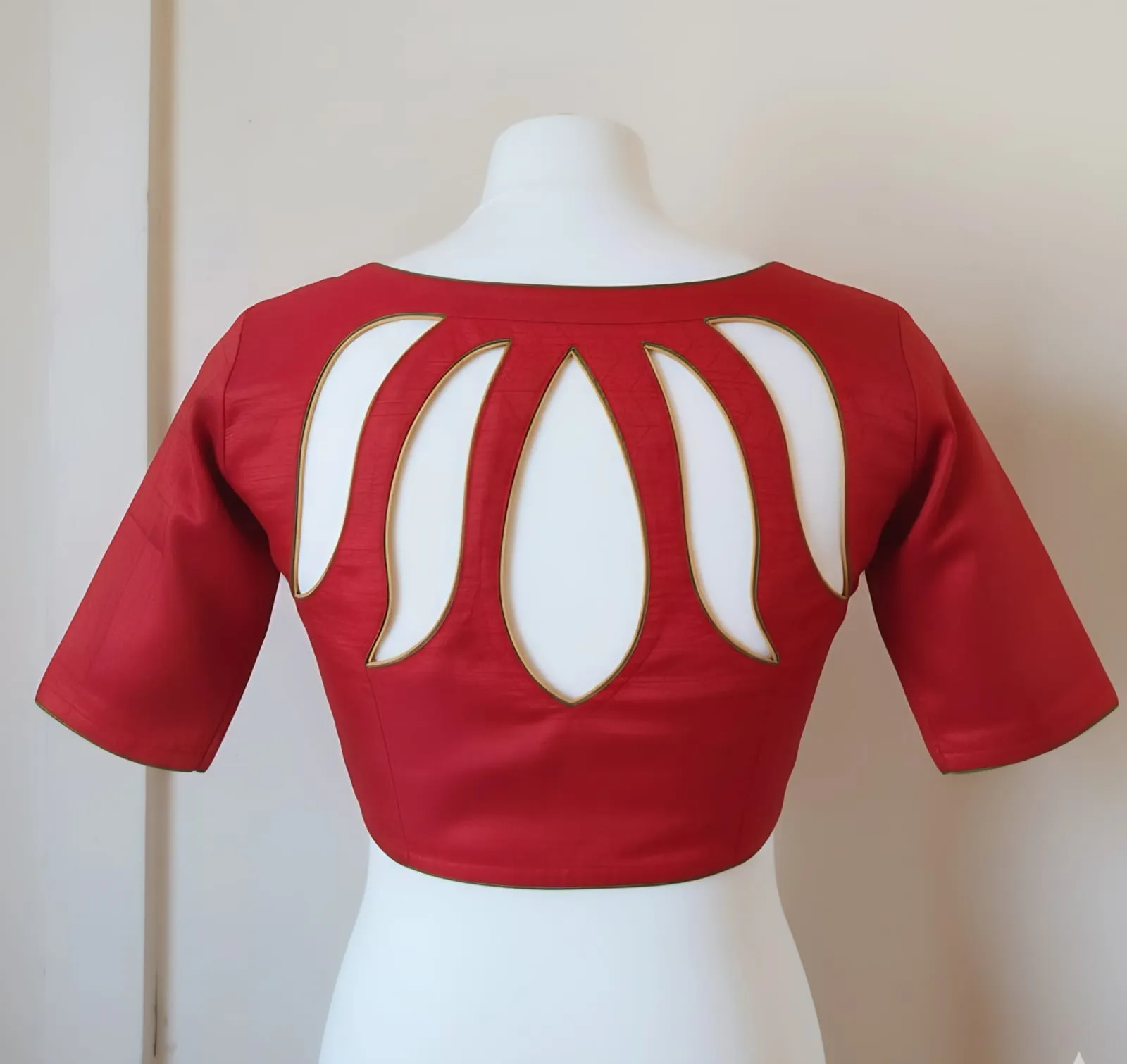 Premium Lotus BackNeck Designer Blouse Ready-to-Wear Elegance - Image 4