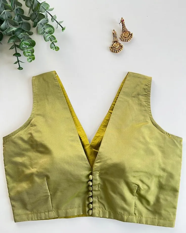 Sleeveless Raw Silk Saree Blouse – Deep V-Neck Designer Blouse for Weddings 1