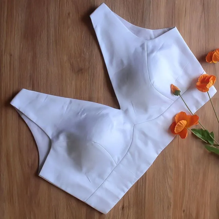 White Sleeveless Saree Blouse | Readymade Padded V-Neck Choli 1