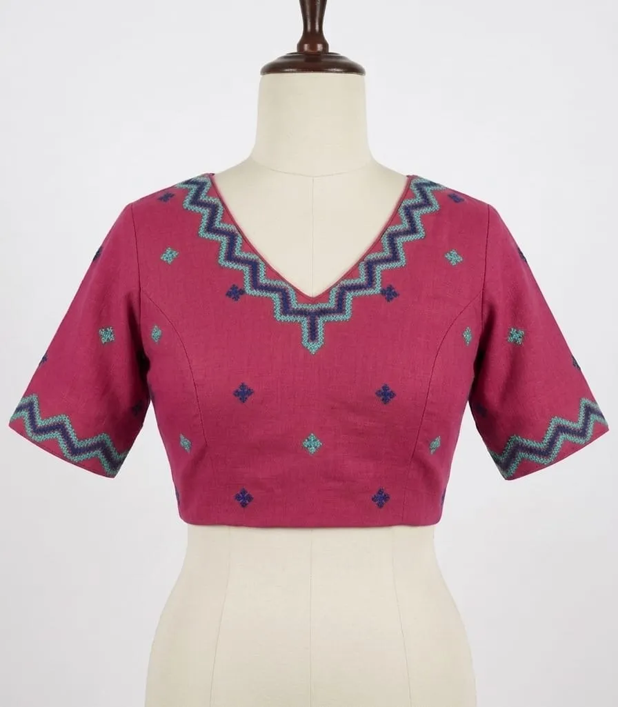 Geometric Chevron Embroidered Saree Blouse – Padded V-Neck Back-Open Ethnic Top