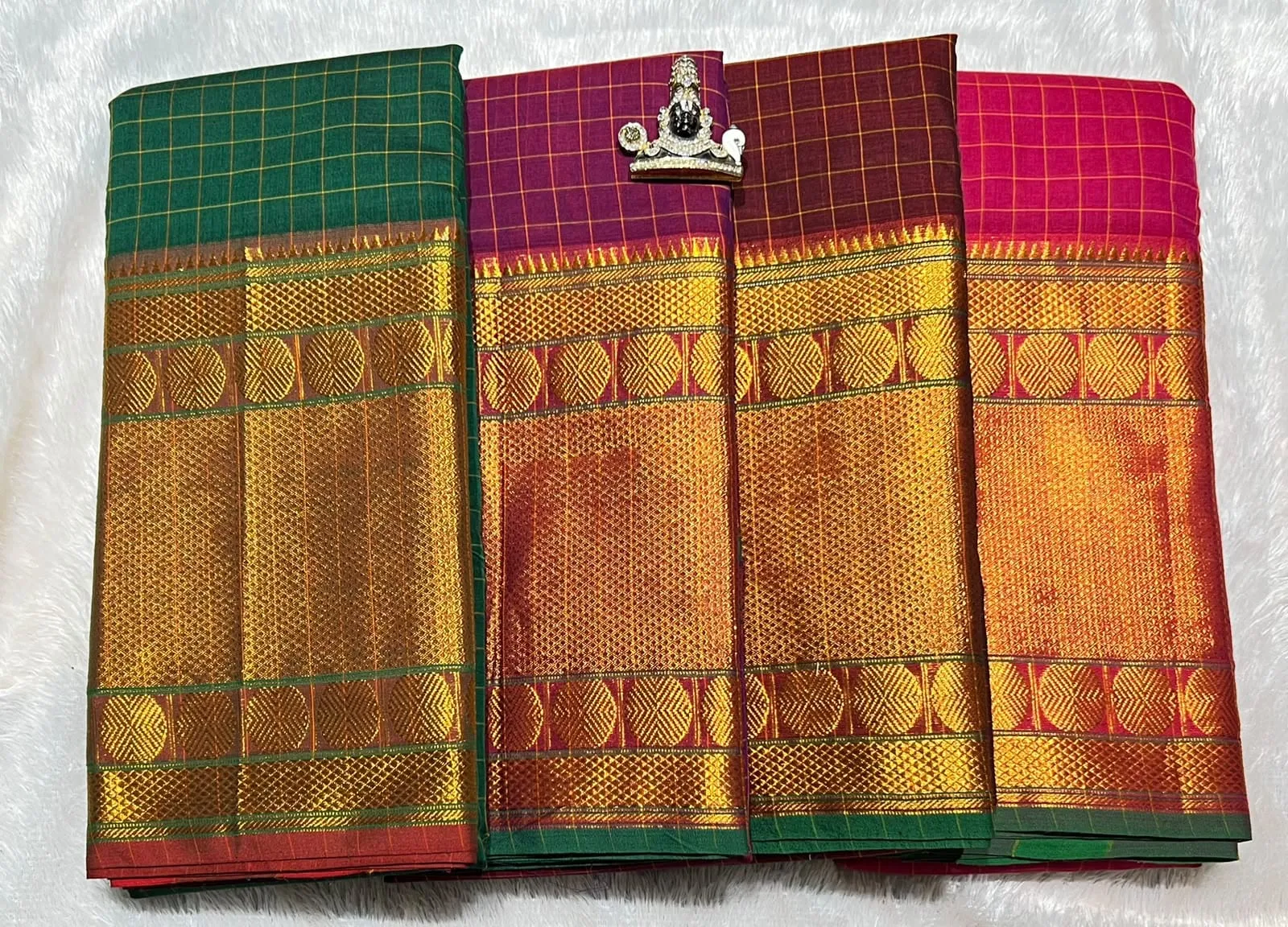 Handloom Mercerised Narayanpet Cotton Wholesale Sarees with Zari Border & Lines Pallu