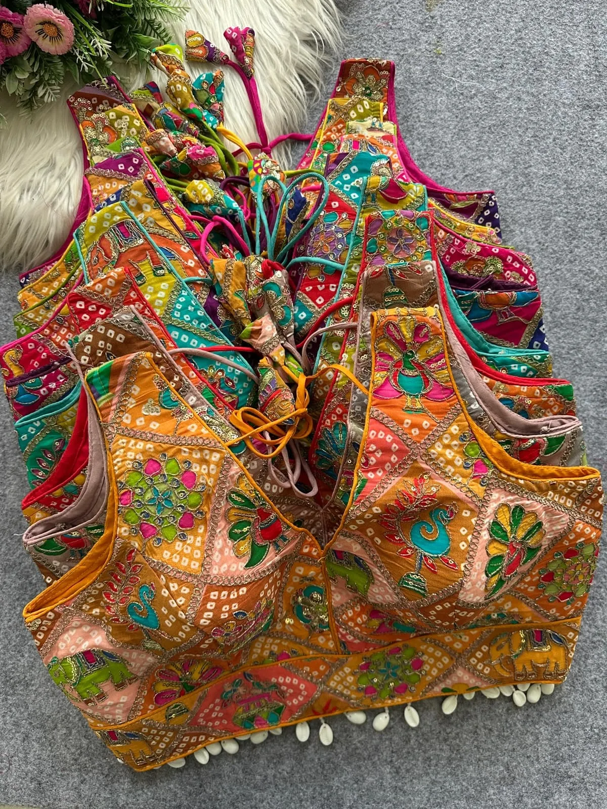 Heavy Position Work Gajisilk Readymade Blouse | Apple Cut Deep V-Neck Bandhani Print Padded Saree Blouse with Cowrie Shells & Sleeves (Size 38–40)