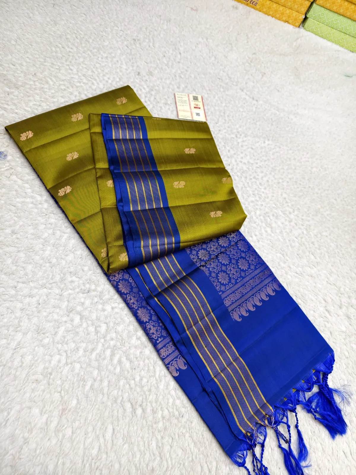 Lightweight Kanchipuram Pure Silk Saree – Traditional Dabbulu Varppu Saree with Gold Zari Pallu (550g)