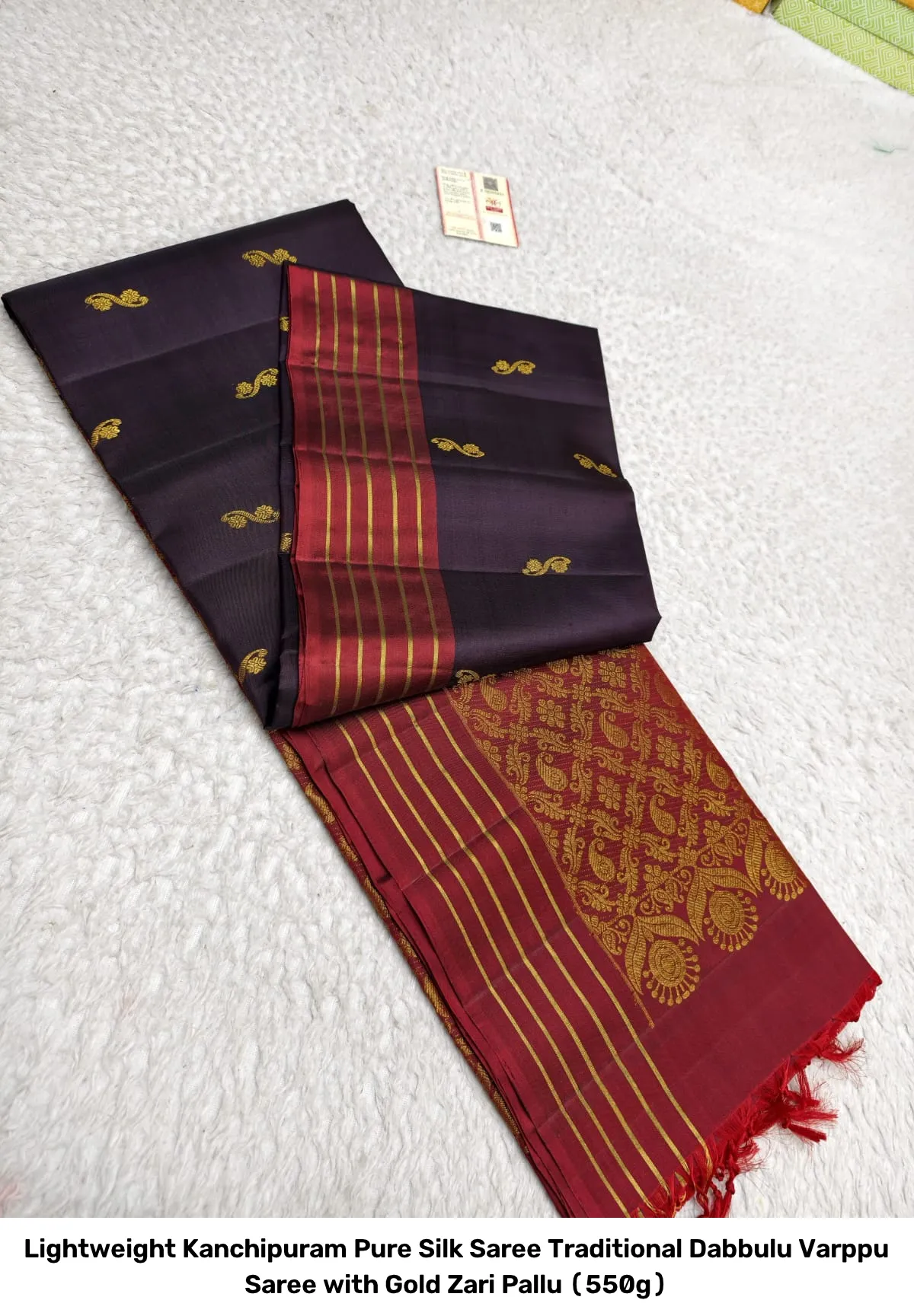 Lightweight Kanchipuram Pure Silk Saree – Traditional Dabbulu Varppu Saree with Gold Zari Pallu (550g) 12