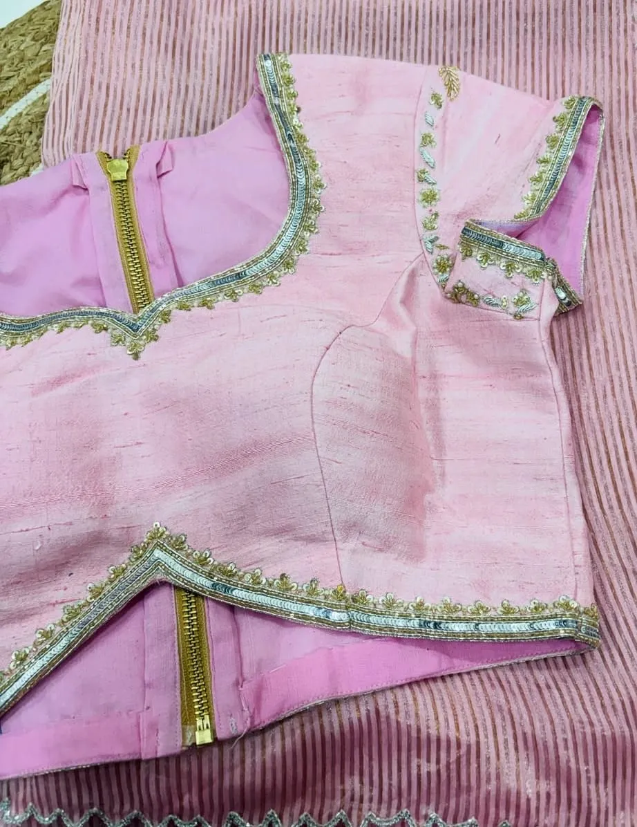 Baby Pink Raw Silk Saree Blouse – Sweetheart Inverted-V Waist with Gold Zari Sequin Border & Back Zipper