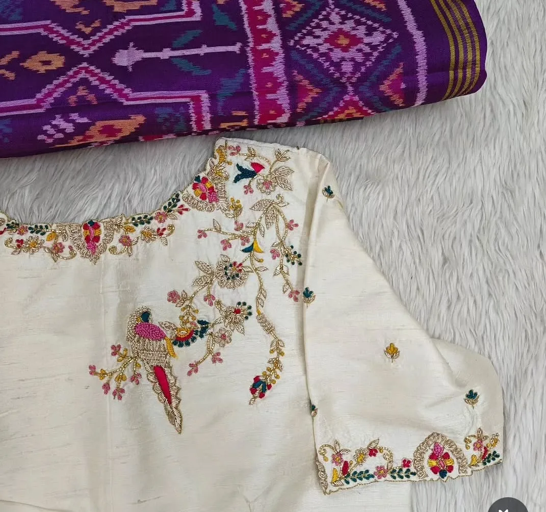 Bridal Cream Raw Silk Saree Blouse – Handcrafted Aari Parrot Motif with Scalloped Floral Neck Border