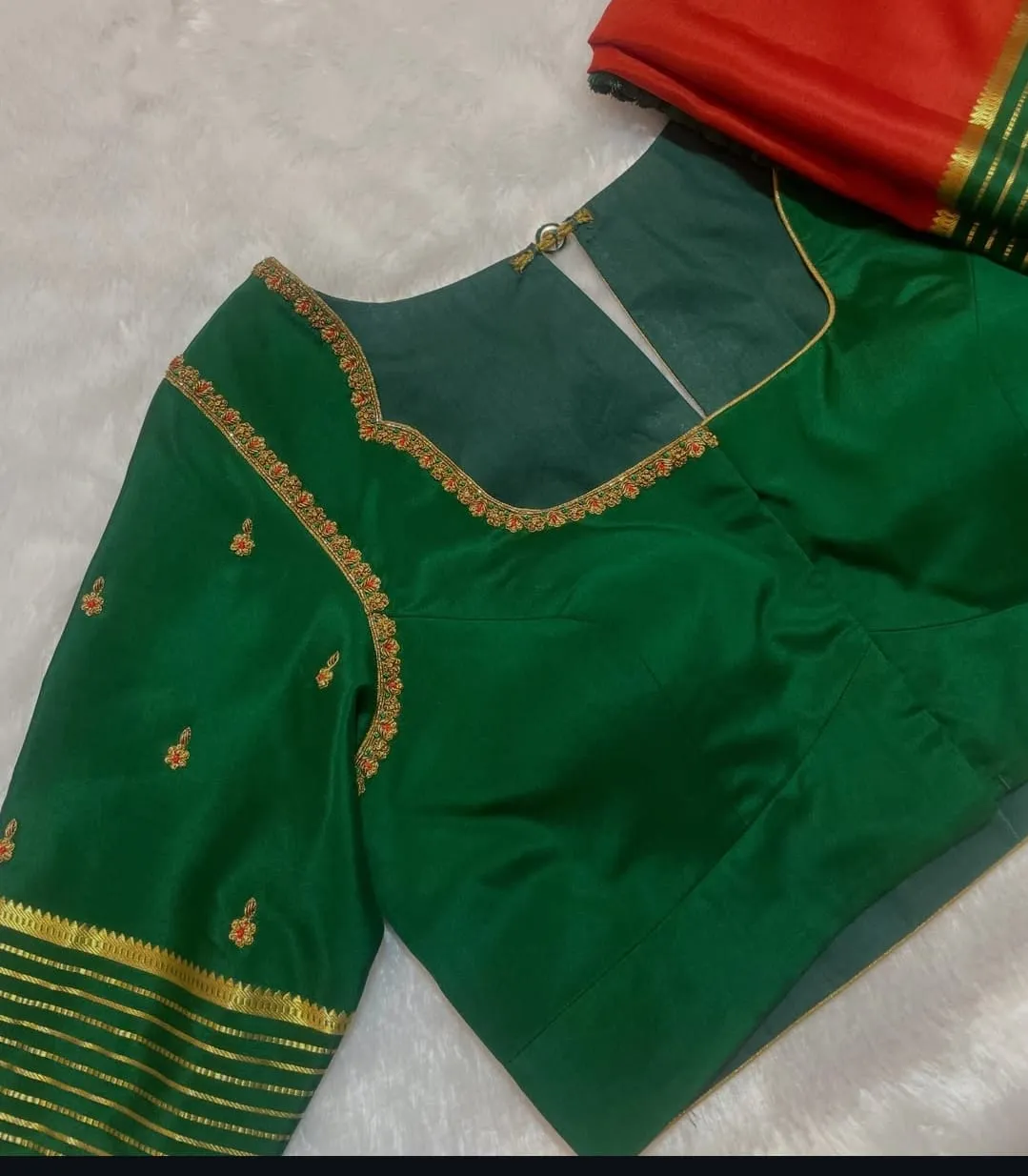 Emerald Green Scallop Neck Blouse | Zari Border Silk Saree Blouse
