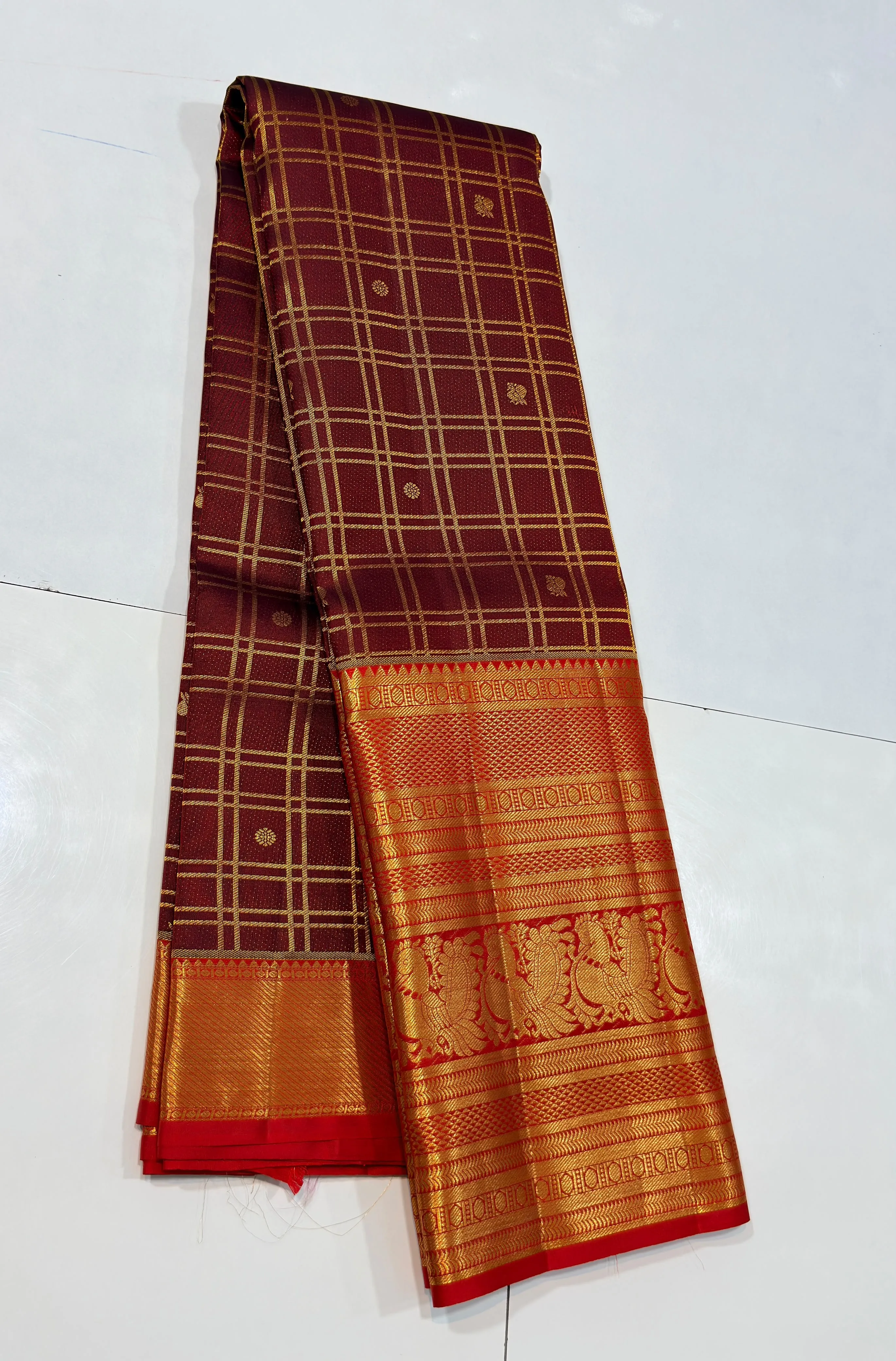 Exclusive Bridal Handloom Silk Saree with Zari Checks & Rich Brocade Pallu | Silk Mark Certified