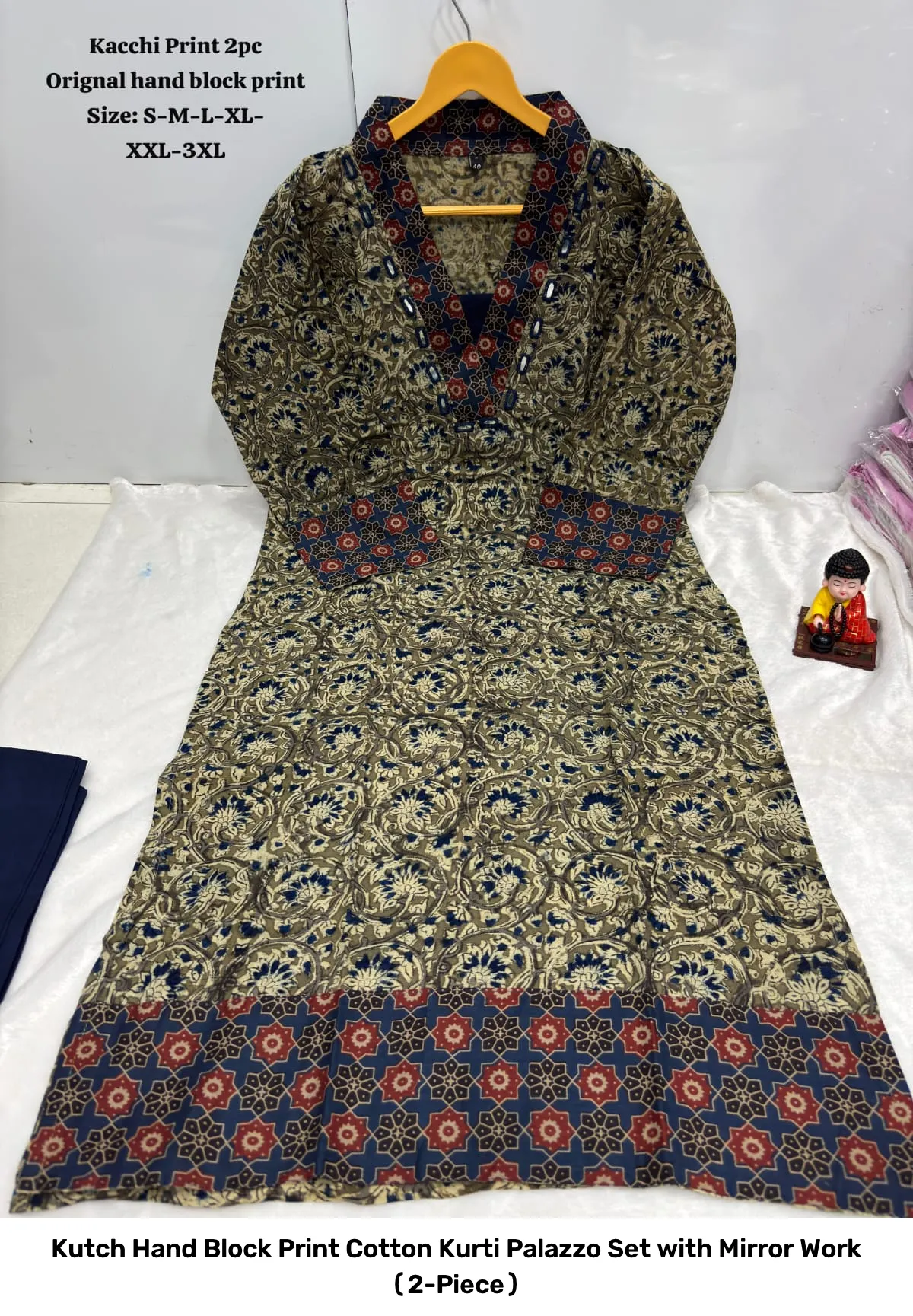 Kutch Hand Block Print Cotton Kurti Palazzo Set with Mirror Work (2-Piece) 4