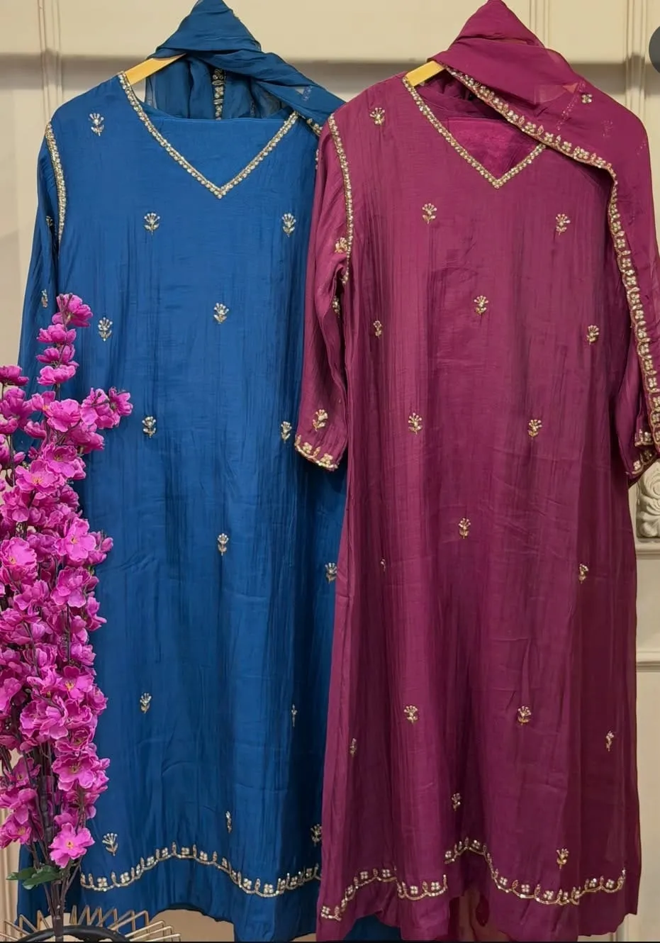 Mul Chanderi Embroidered Kurta Set with Dupatta | Festive V-Neck Suit