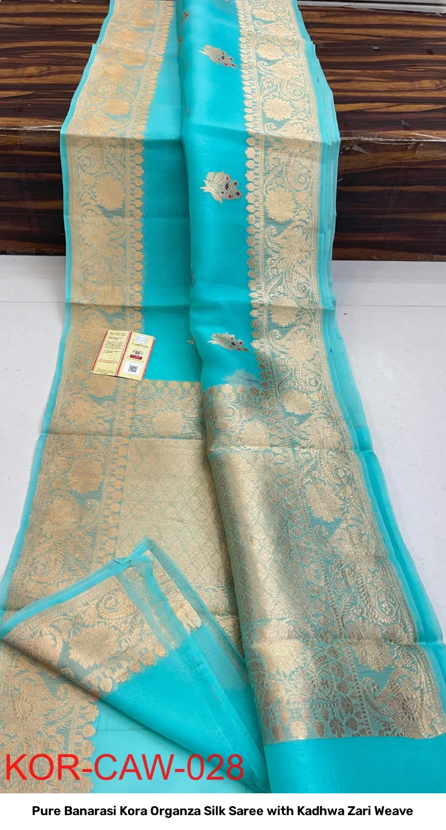 Pure Banarasi Kora Organza Silk Saree with Kadhwa Zari Weave 12
