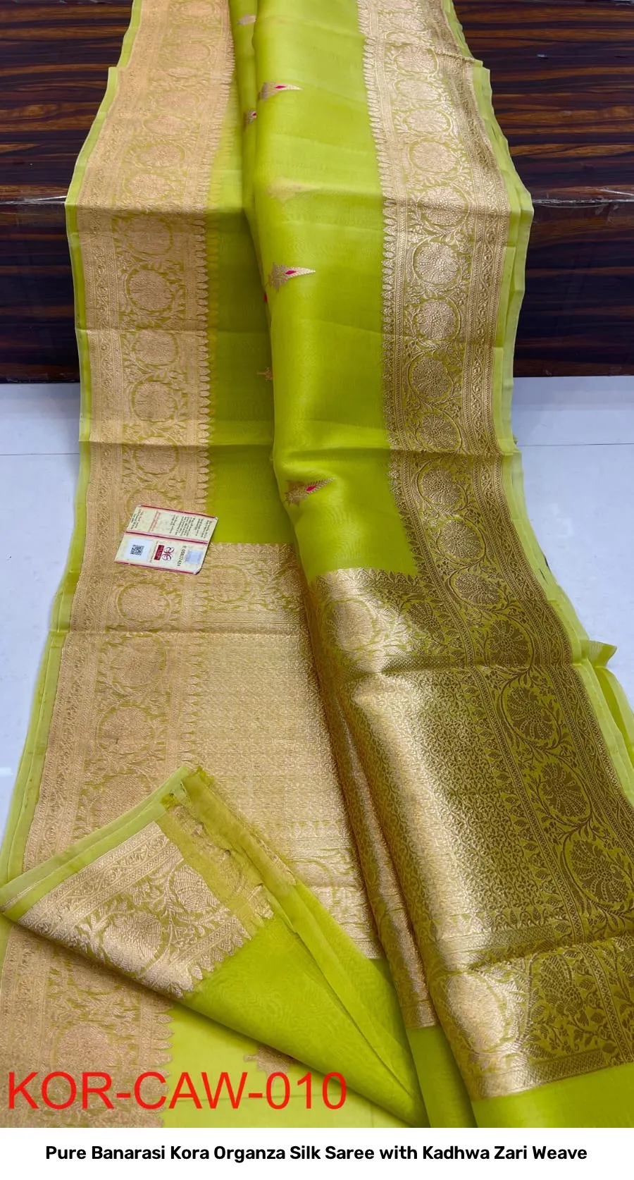 Pure Banarasi Kora Organza Silk Saree with Kadhwa Zari Weave 16