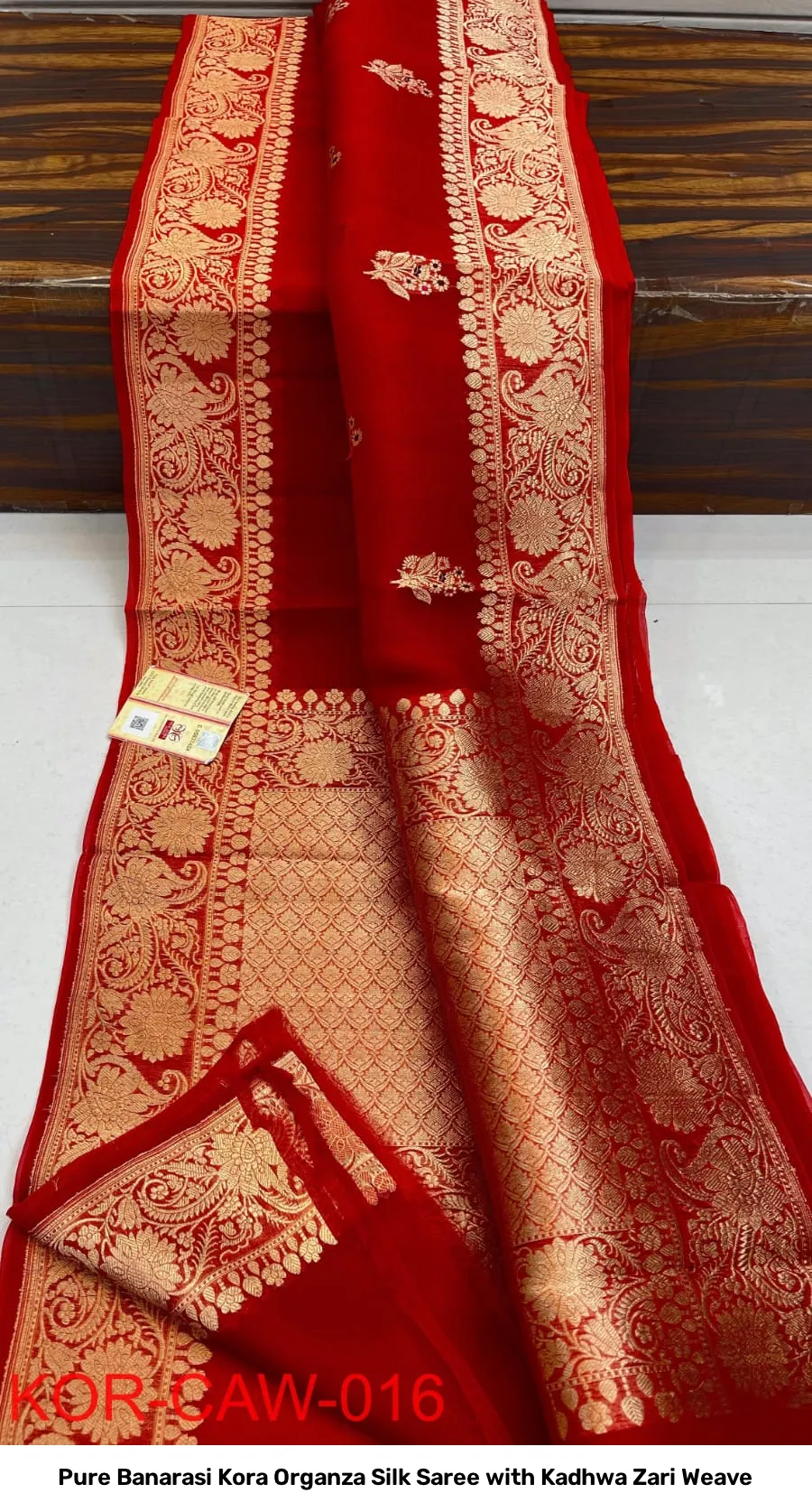 Pure Banarasi Kora Organza Silk Saree with Kadhwa Zari Weave 2