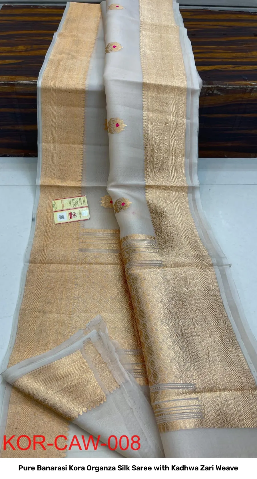 Pure Banarasi Kora Organza Silk Saree with Kadhwa Zari Weave 4