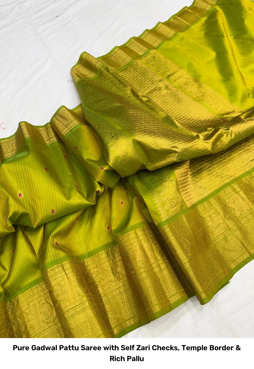 Pure Gadwal Pattu Saree with Self Zari Checks, Temple Border & Rich Pallu 10
