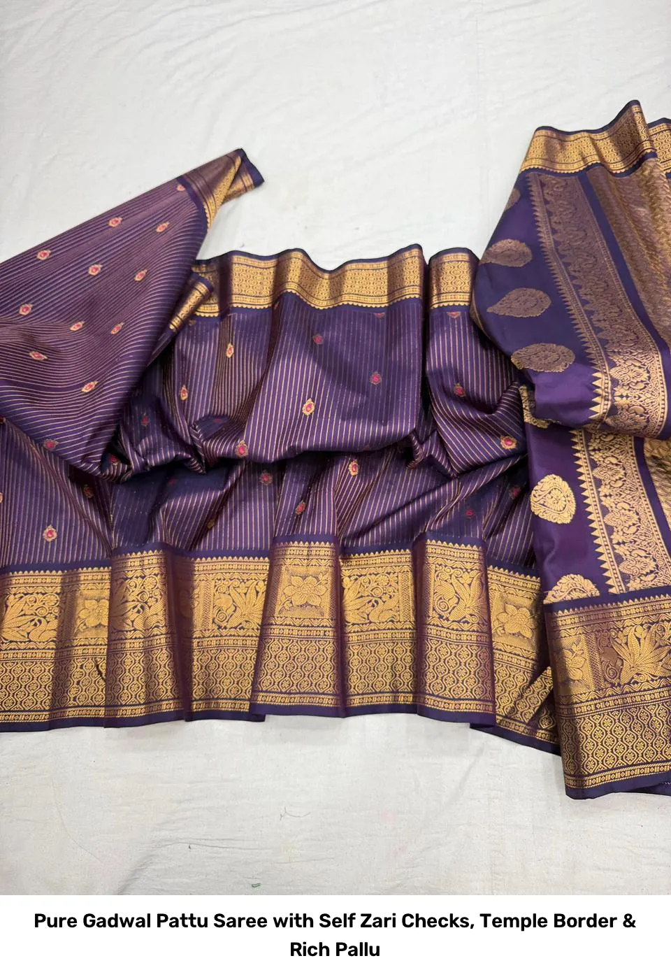Pure Gadwal Pattu Saree with Self Zari Checks, Temple Border & Rich Pallu 14