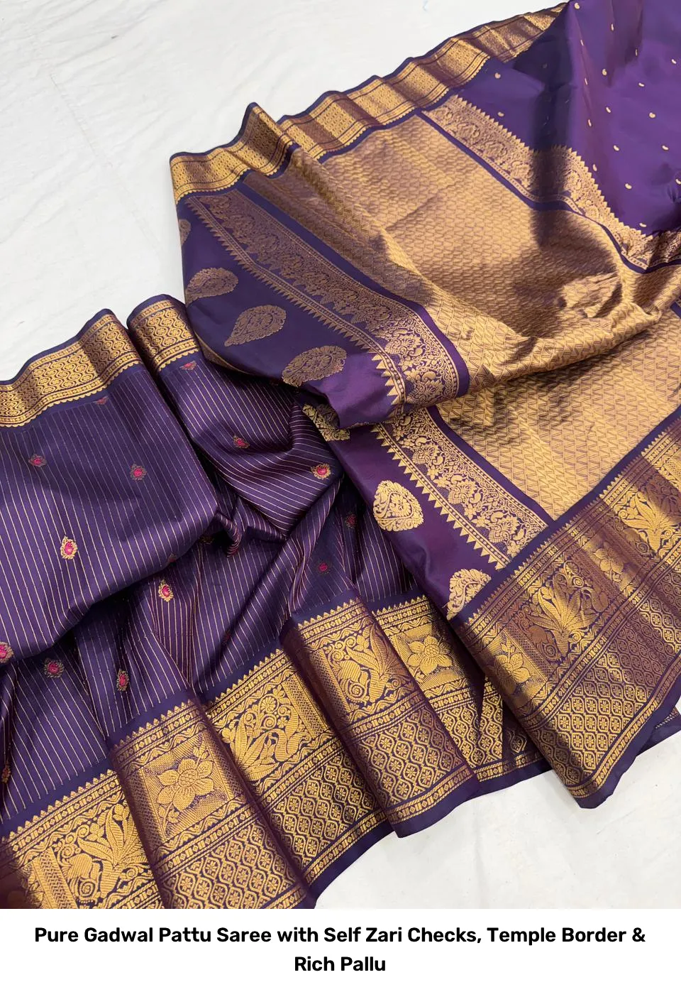 Pure Gadwal Pattu Saree with Self Zari Checks, Temple Border & Rich Pallu 15