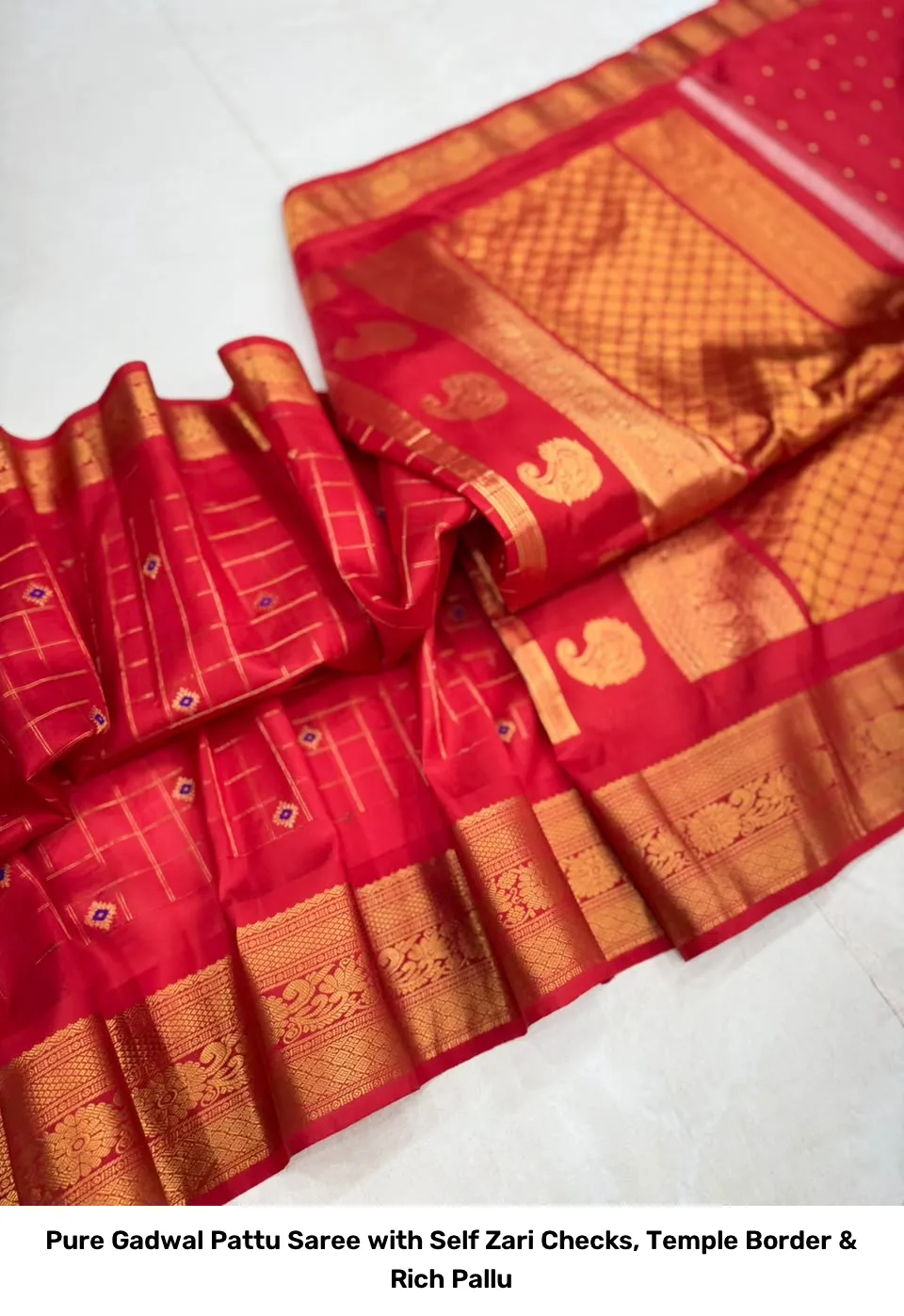 Pure Gadwal Pattu Saree with Self Zari Checks, Temple Border & Rich Pallu 18