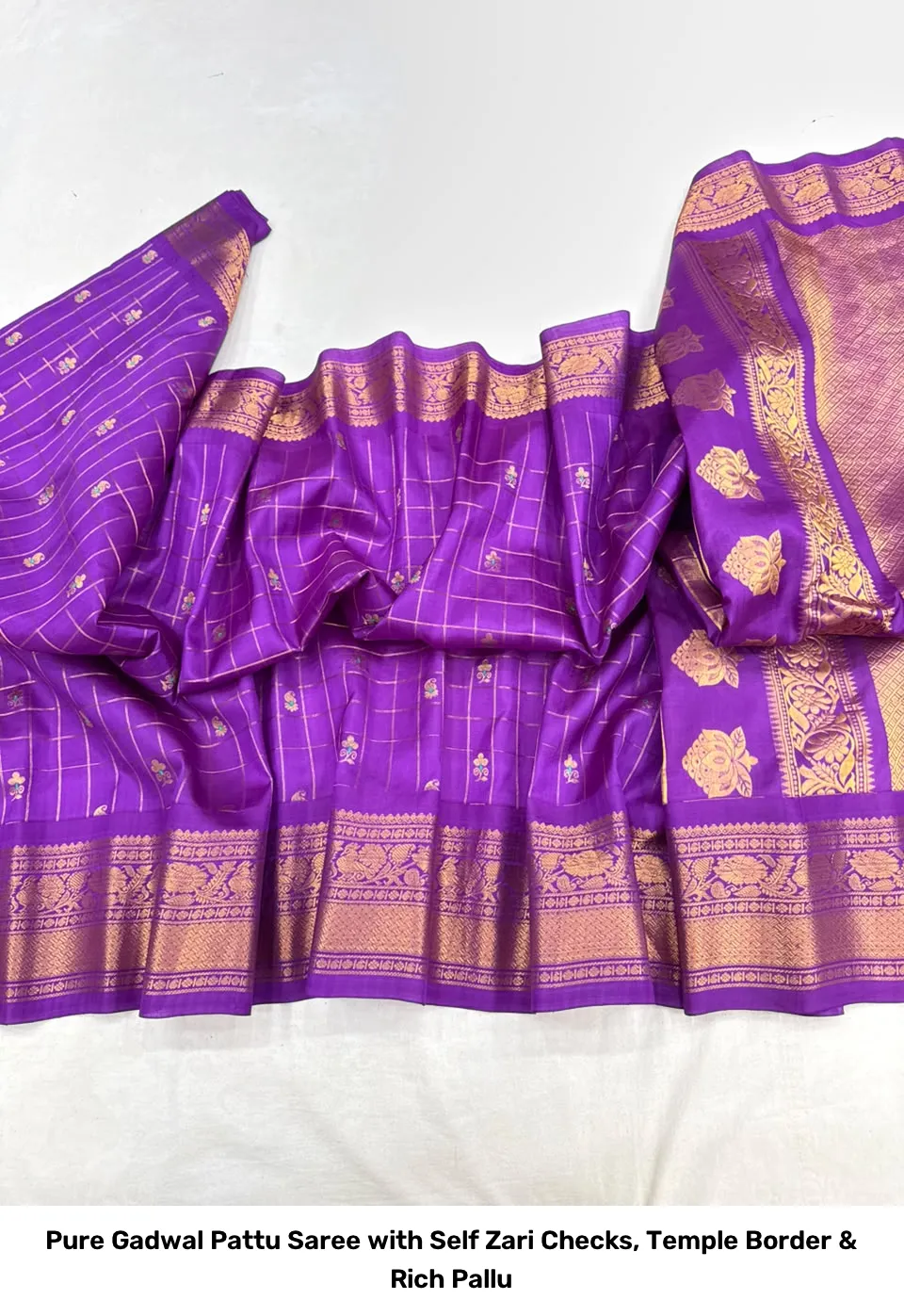 Pure Gadwal Pattu Saree with Self Zari Checks, Temple Border & Rich Pallu 4