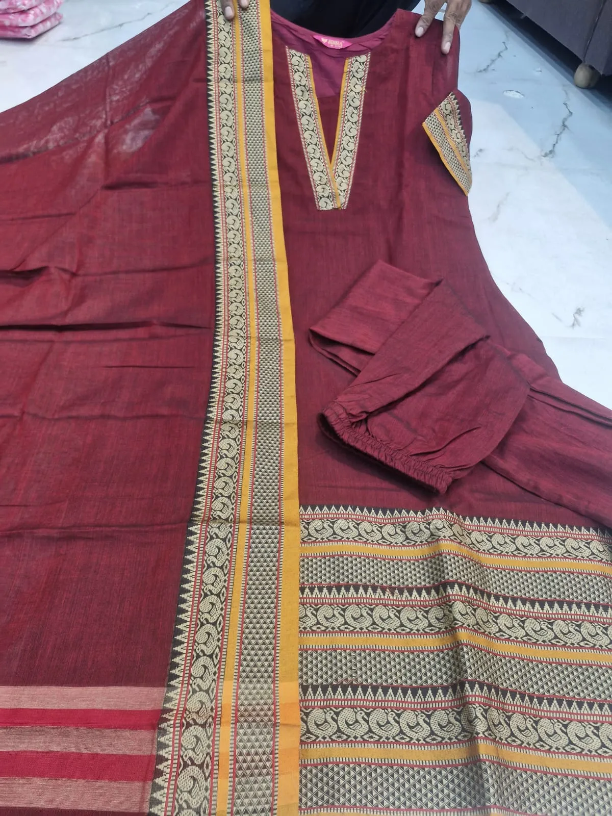 Pure Narayanpet Handloom Kurti Pant Set with Traditional Zari Border Dupatta (3-Piece)
