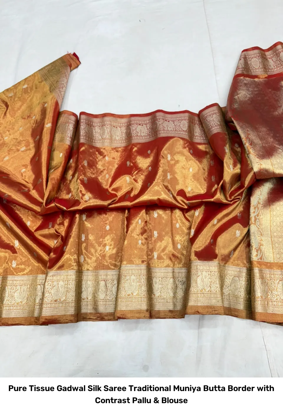 Pure Tissue Gadwal Silk Saree – Traditional Muniya Butta Border with Contrast Pallu & Blouse 5