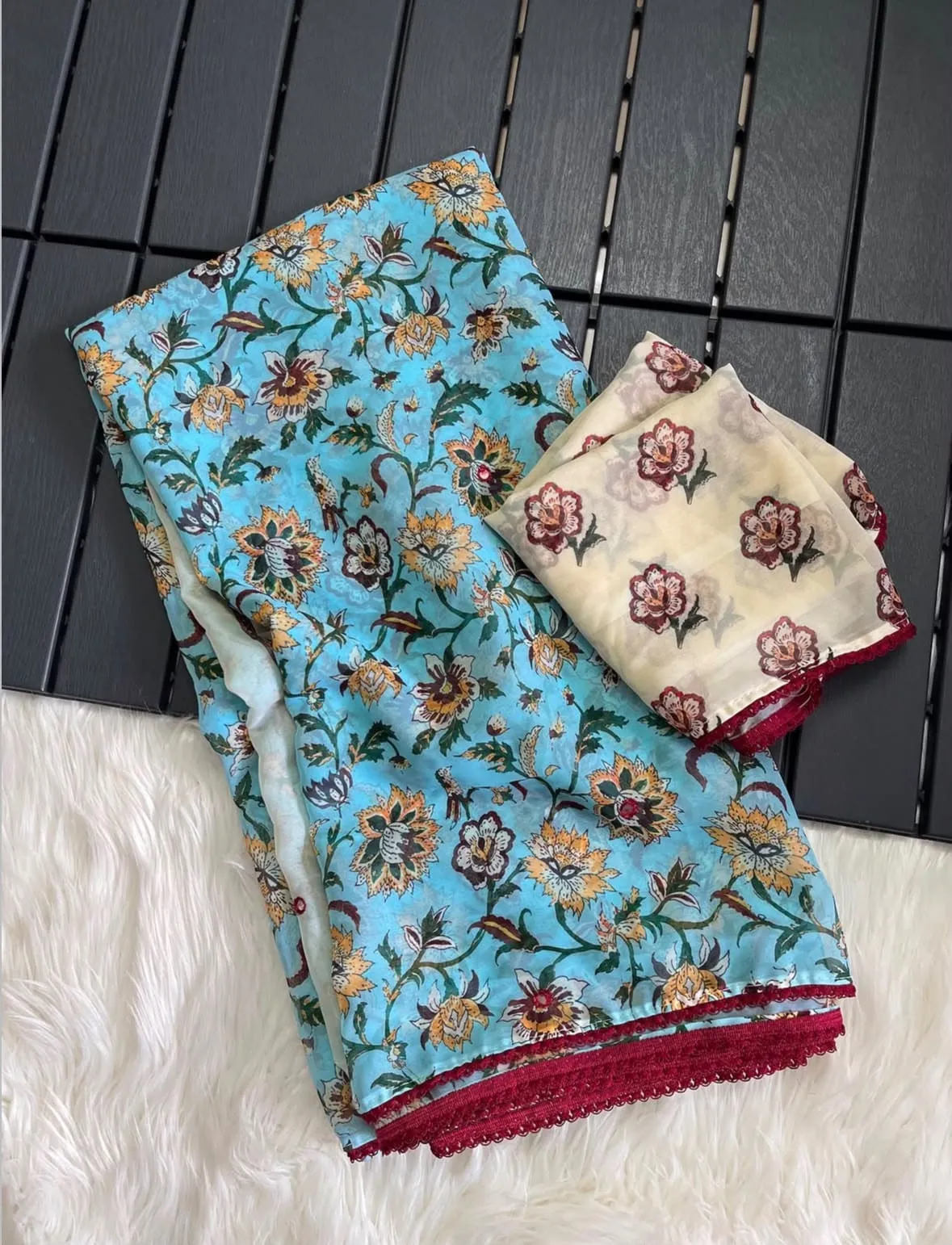 Soft Georgette Floral Print Saree with Lace Mirror Work Border - Casual & Festive Wear Saree with Unstitched Blouse