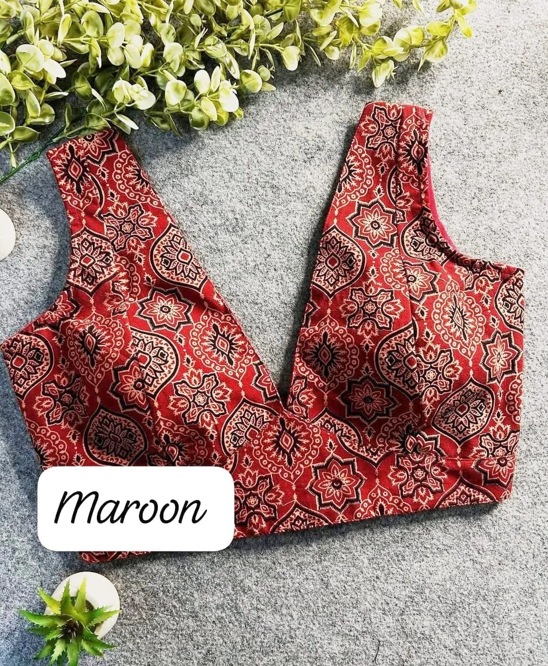 Wholesale Ajrakh Print Deep V-Neck Celebrity Blouse – Padded Sleeveless Back Open Saree Blouse (Free Size 32–44 | Plus Size Available)