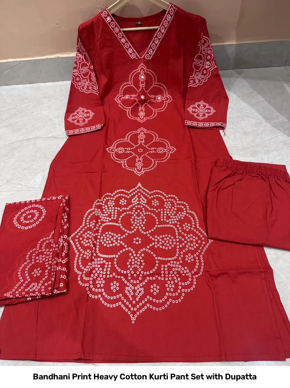 Bandhani Print Heavy Cotton Kurti Pant Set with Dupatta 6