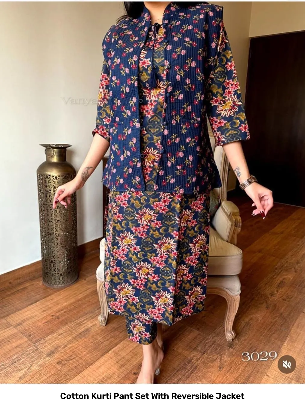 Cotton Kurti Pant Set With Reversible Jacket 4